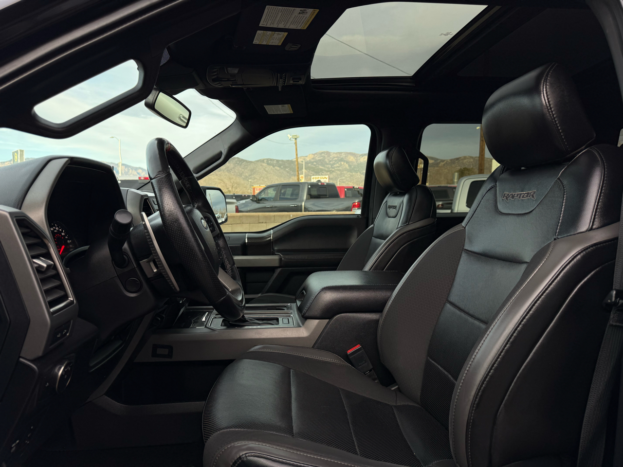 Ford F-150 Raptor SuperCrew 4WD 2019