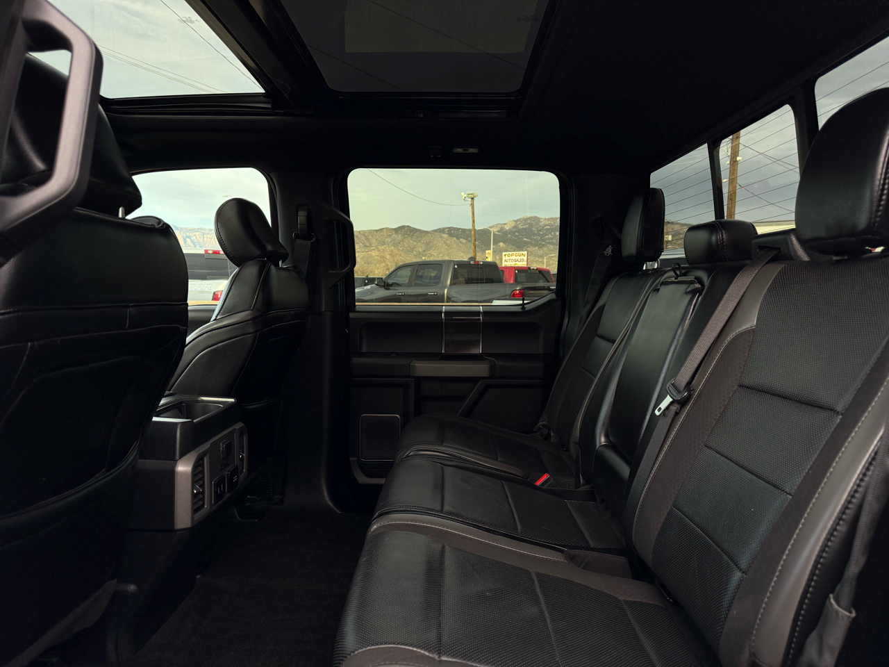 Ford F-150 Raptor SuperCrew 4WD 2019