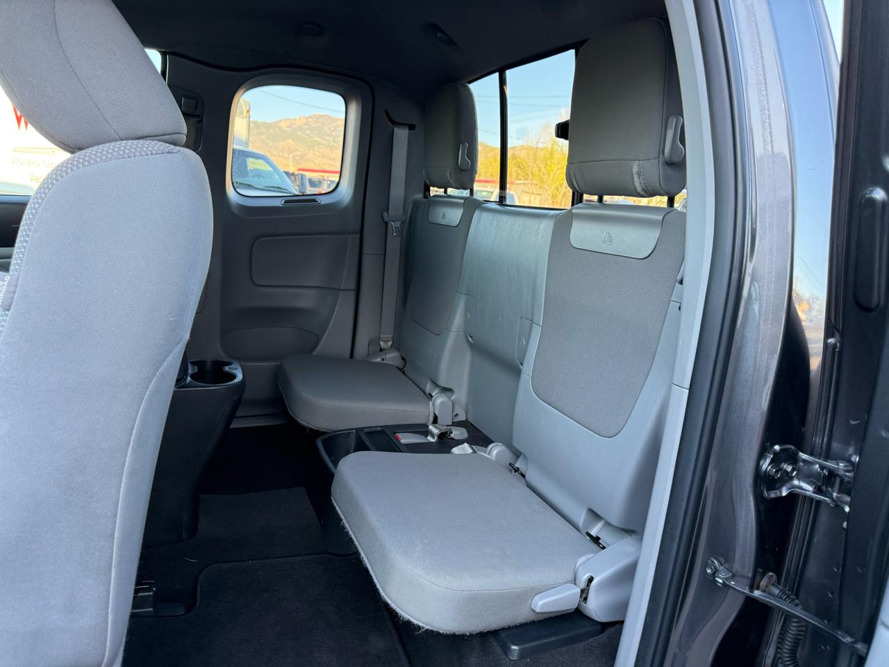 Toyota Tacoma Access Cab I4 5MT 4WD 2014