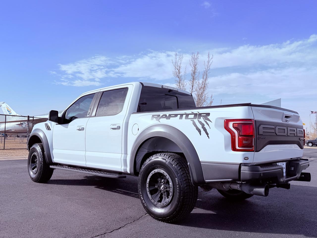 Ford F-150 Raptor SuperCrew 4WD 2019