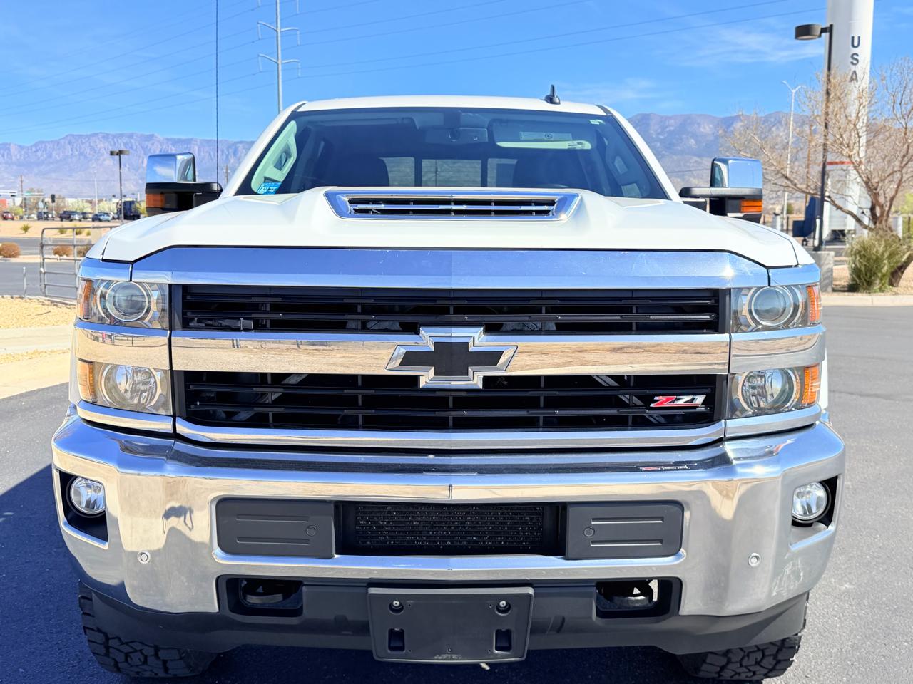 Chevrolet Silverado 2500HD LTZ Crew Cab 4WD 2017
