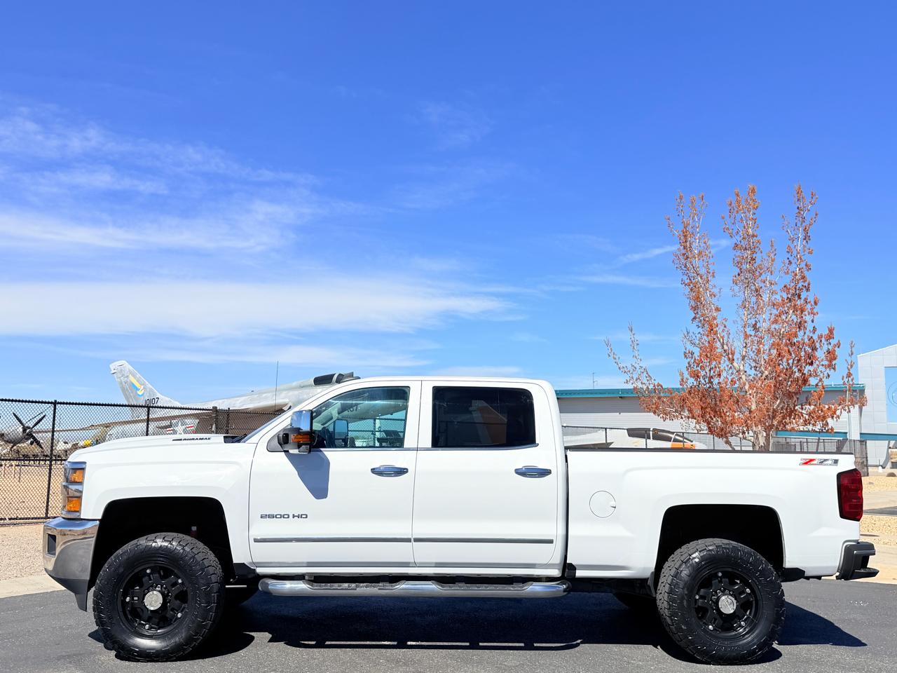 Chevrolet Silverado 2500HD LTZ Crew Cab 4WD 2017