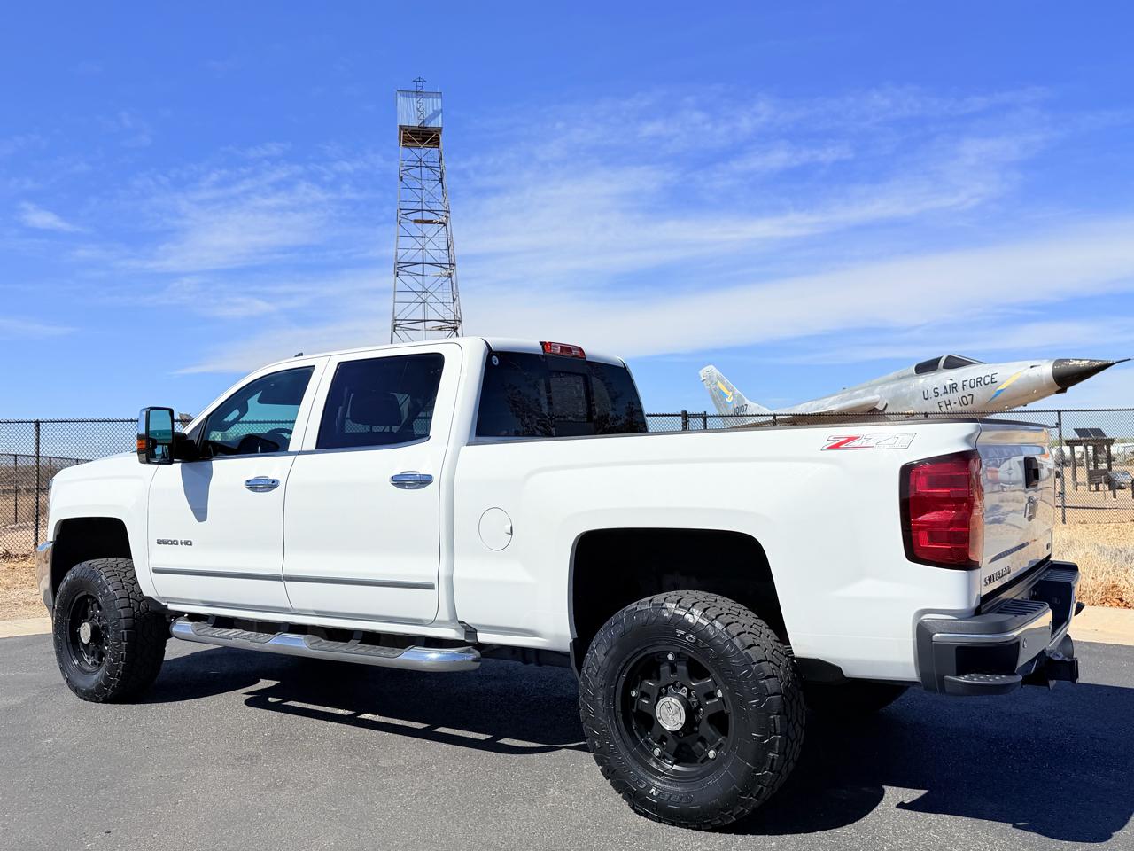 Chevrolet Silverado 2500HD LTZ Crew Cab 4WD 2017