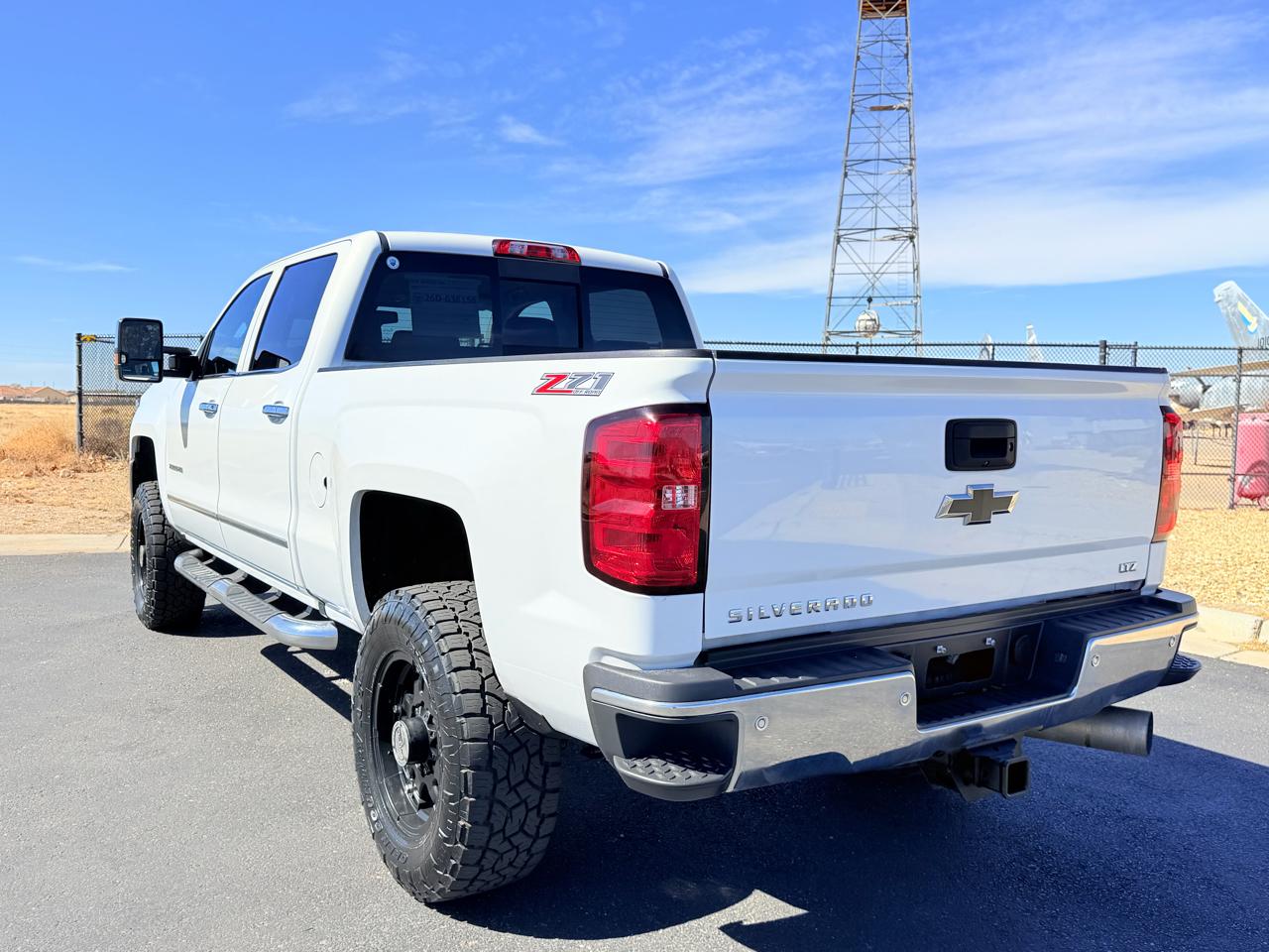 Chevrolet Silverado 2500HD LTZ Crew Cab 4WD 2017
