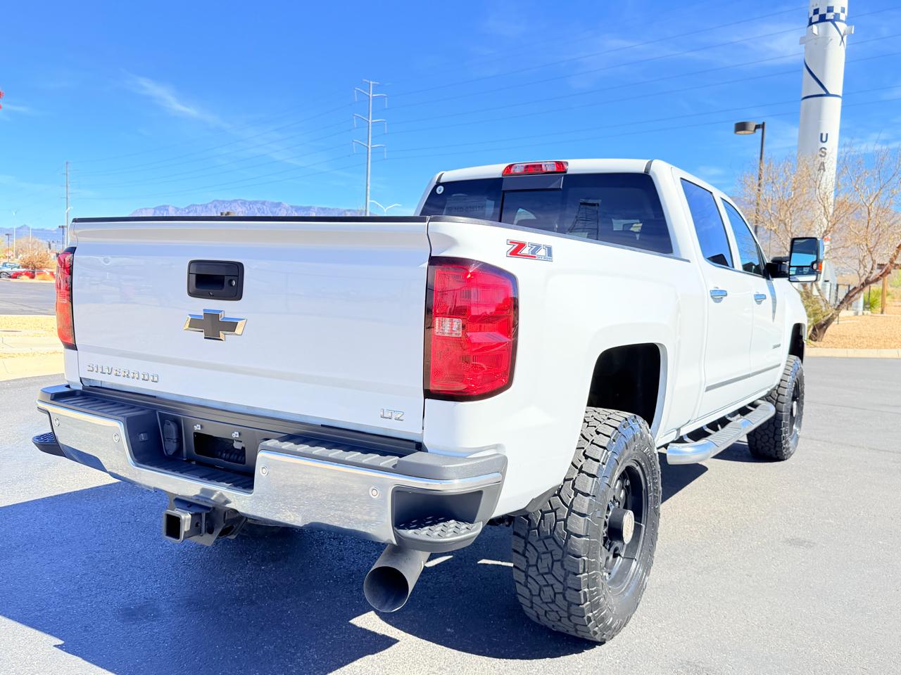 Chevrolet Silverado 2500HD LTZ Crew Cab 4WD 2017