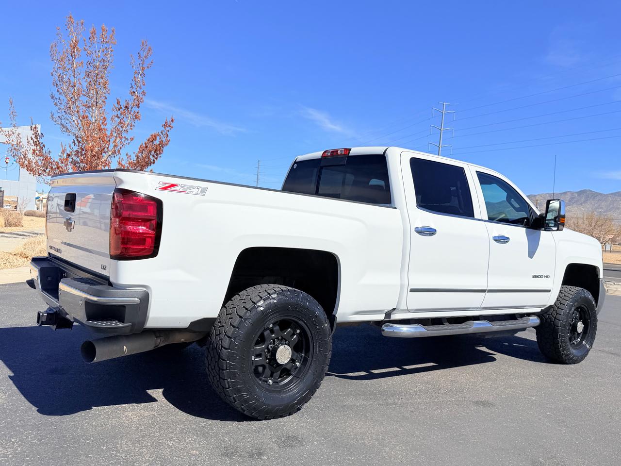 Chevrolet Silverado 2500HD LTZ Crew Cab 4WD 2017