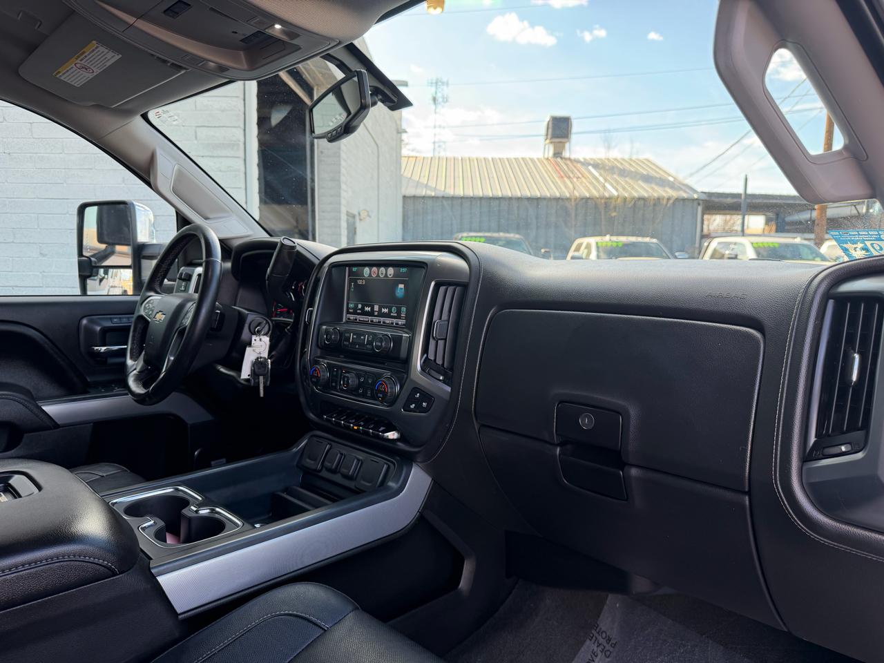 Chevrolet Silverado 2500HD LTZ Crew Cab 4WD 2017