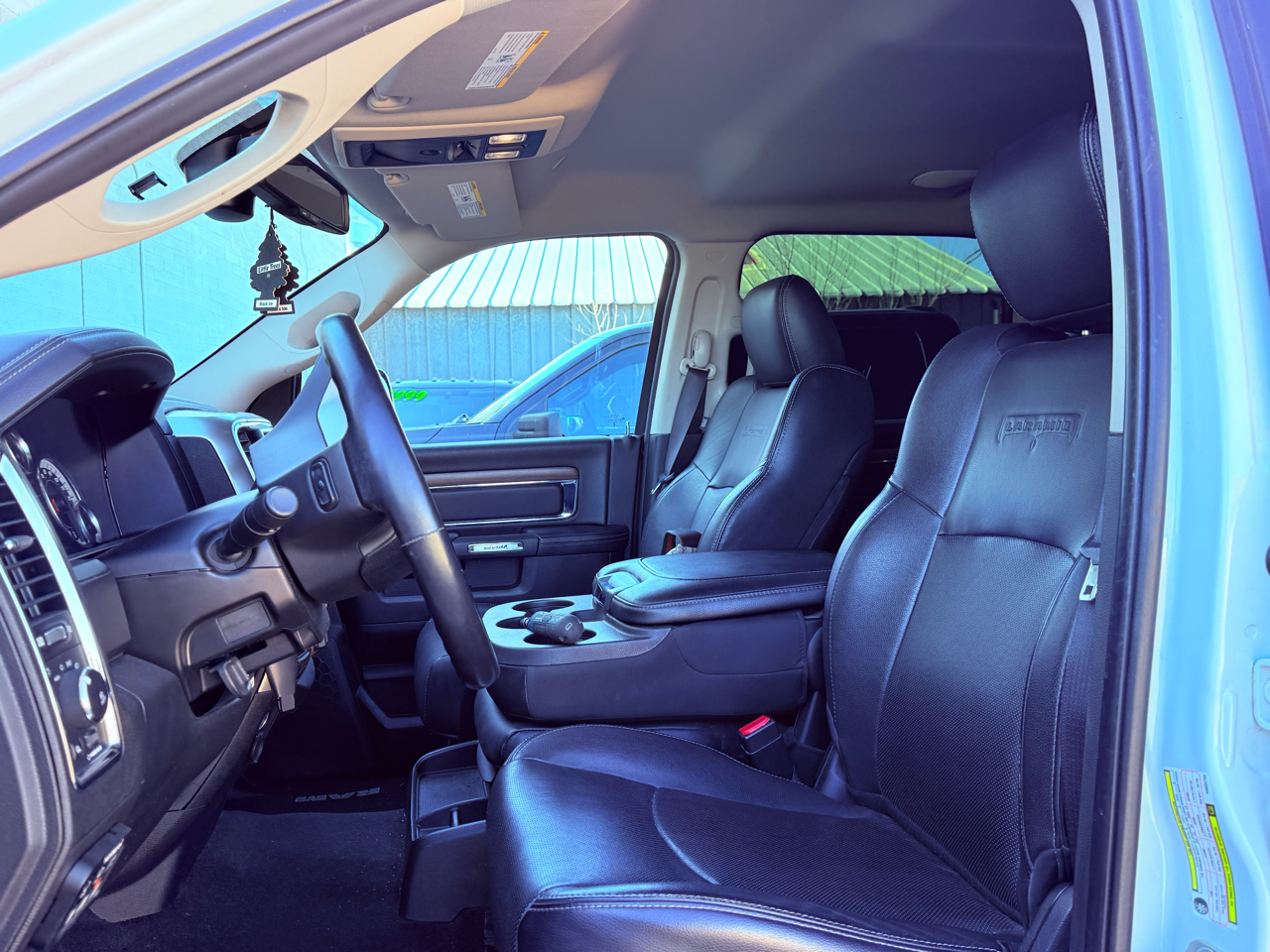 RAM 2500 Laramie Crew Cab SWB 4WD 2017