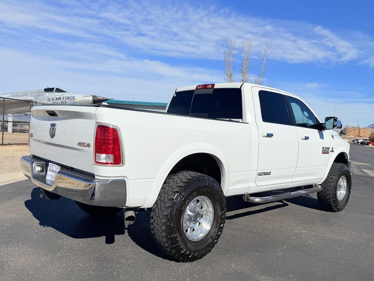 RAM 2500 Laramie Crew Cab SWB 4WD 2017