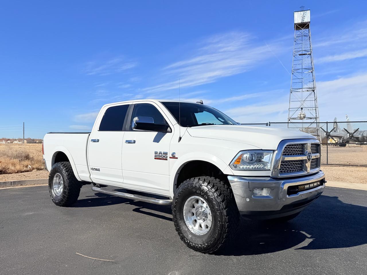 RAM 2500 Laramie Crew Cab SWB 4WD 2017