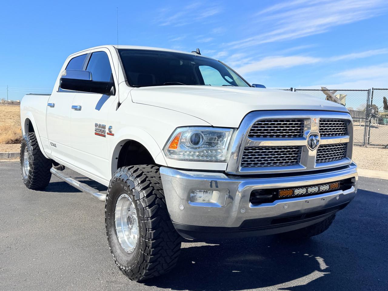 RAM 2500 Laramie Crew Cab SWB 4WD 2017