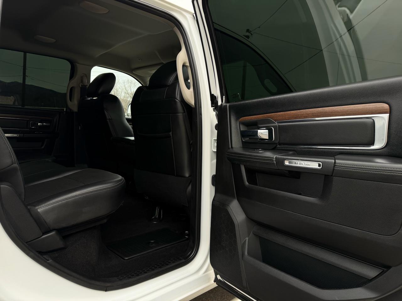 RAM 2500 Laramie Crew Cab SWB 4WD 2017