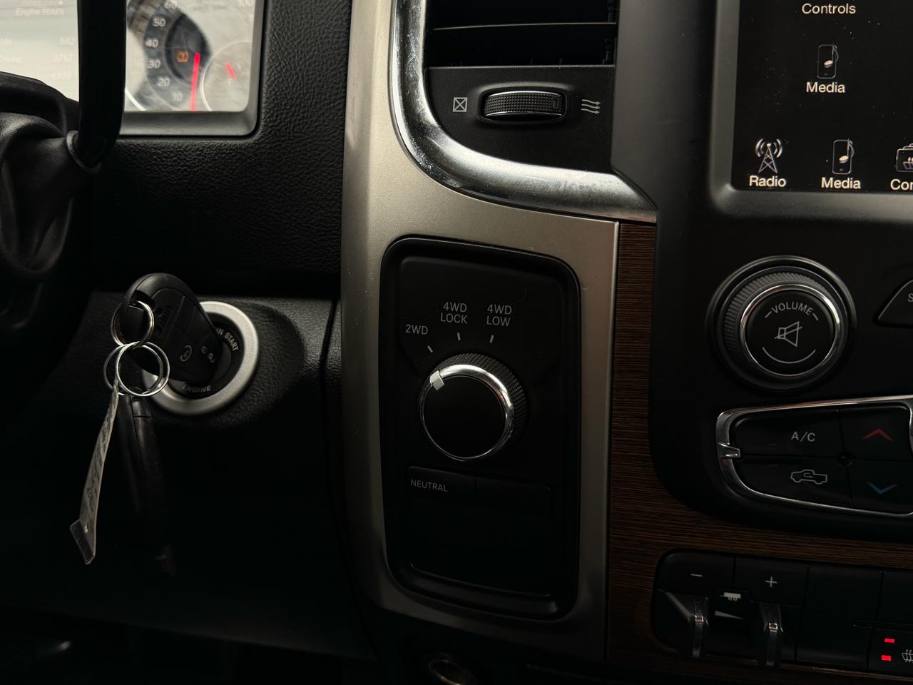 RAM 2500 Laramie Crew Cab SWB 4WD 2017