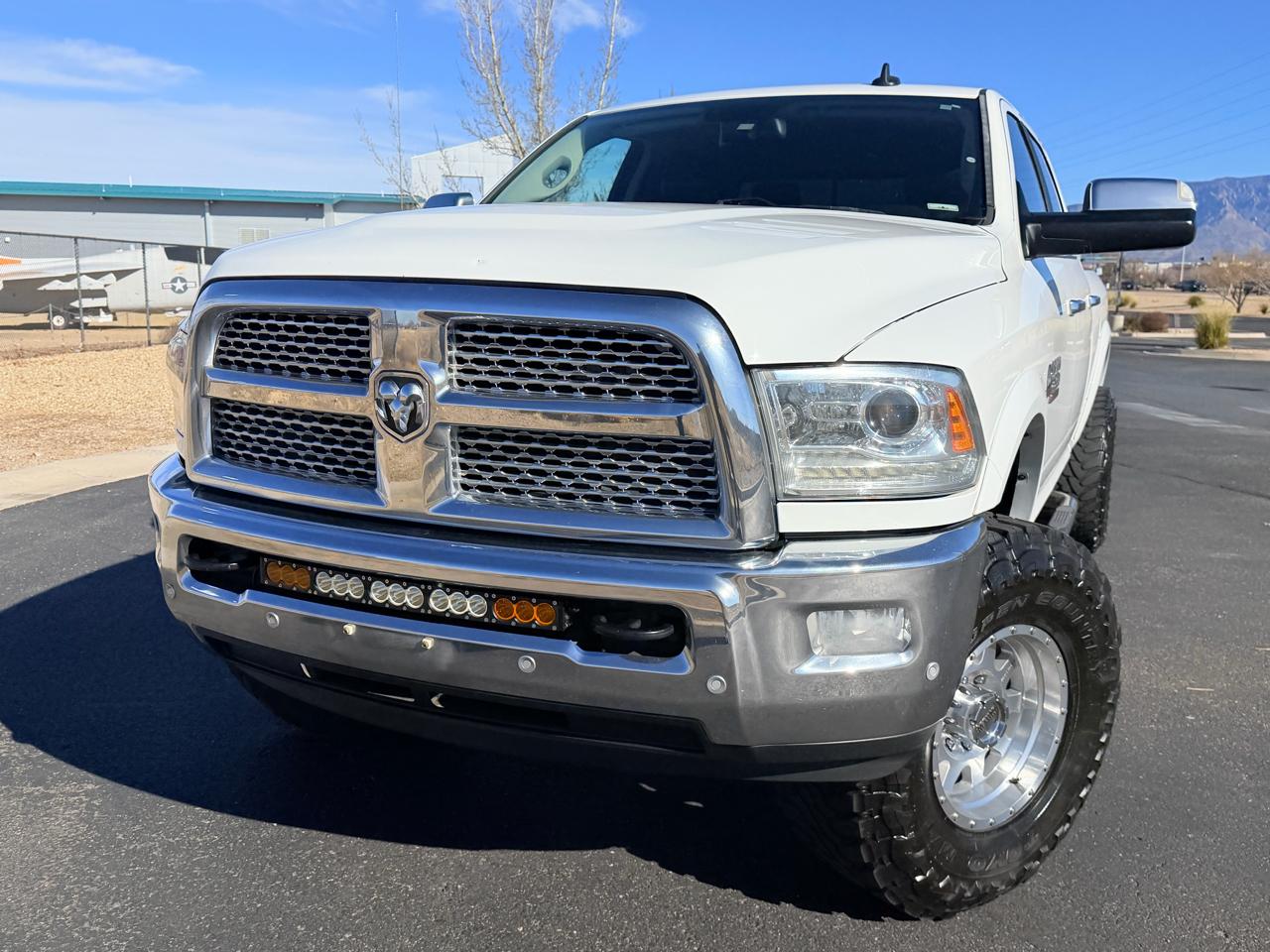 RAM 2500 Laramie Crew Cab SWB 4WD 2017