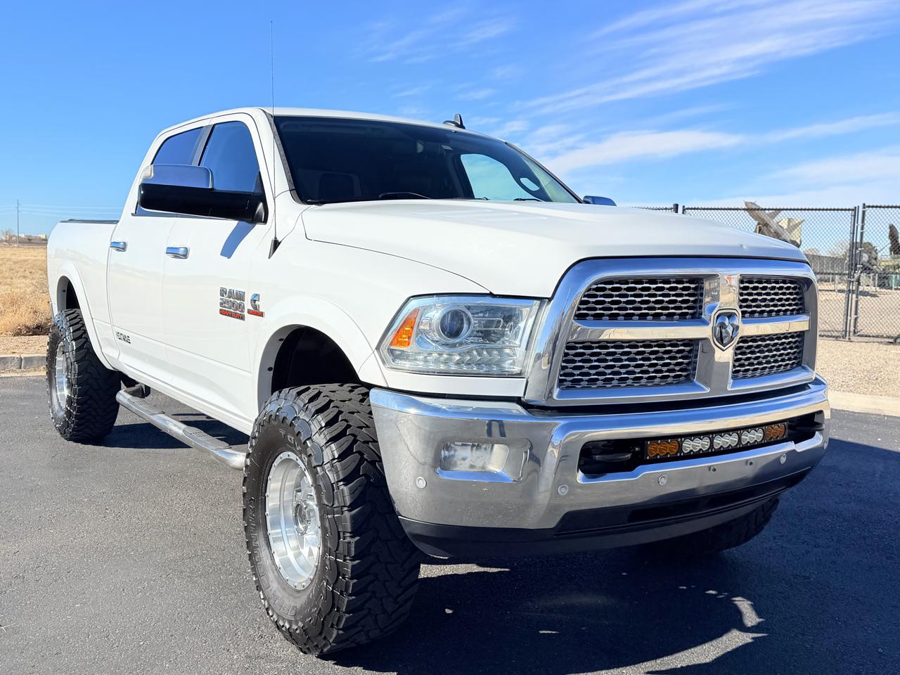 RAM 2500 Laramie Crew Cab SWB 4WD 2017
