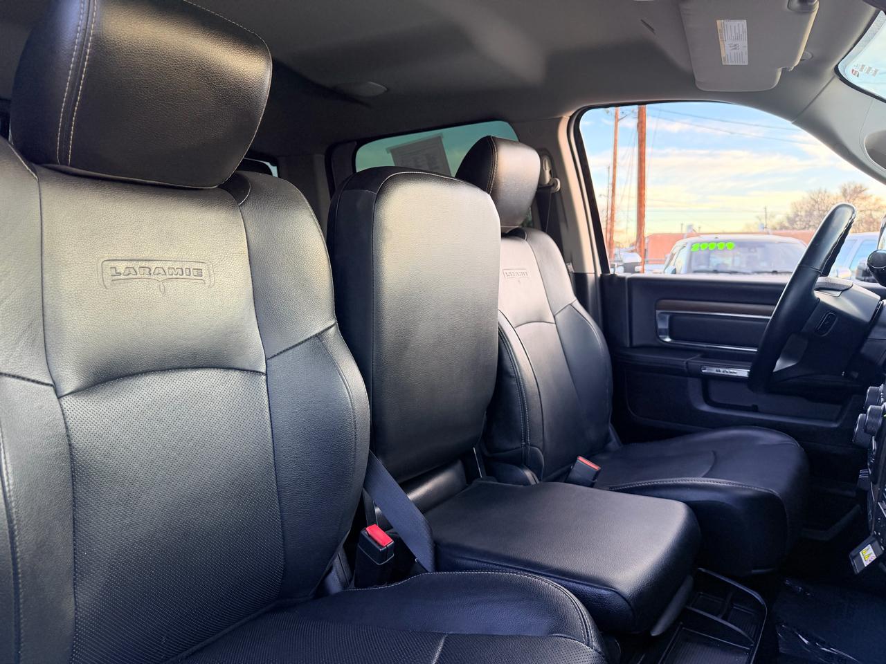 RAM 2500 Laramie Crew Cab SWB 4WD 2017