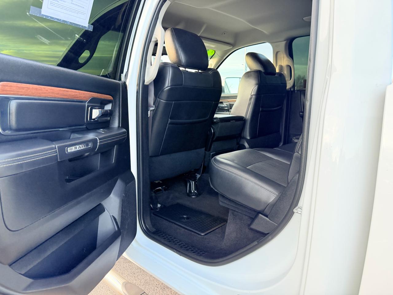 RAM 2500 Laramie Crew Cab SWB 4WD 2017