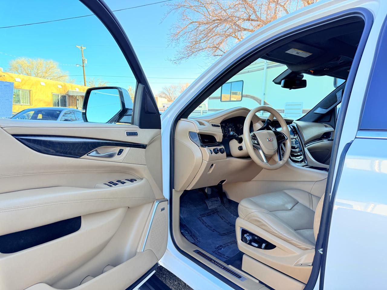 Cadillac Escalade ESV Platinum 4WD 2020