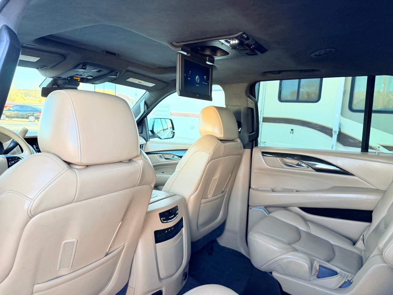 Cadillac Escalade ESV Platinum 4WD 2020