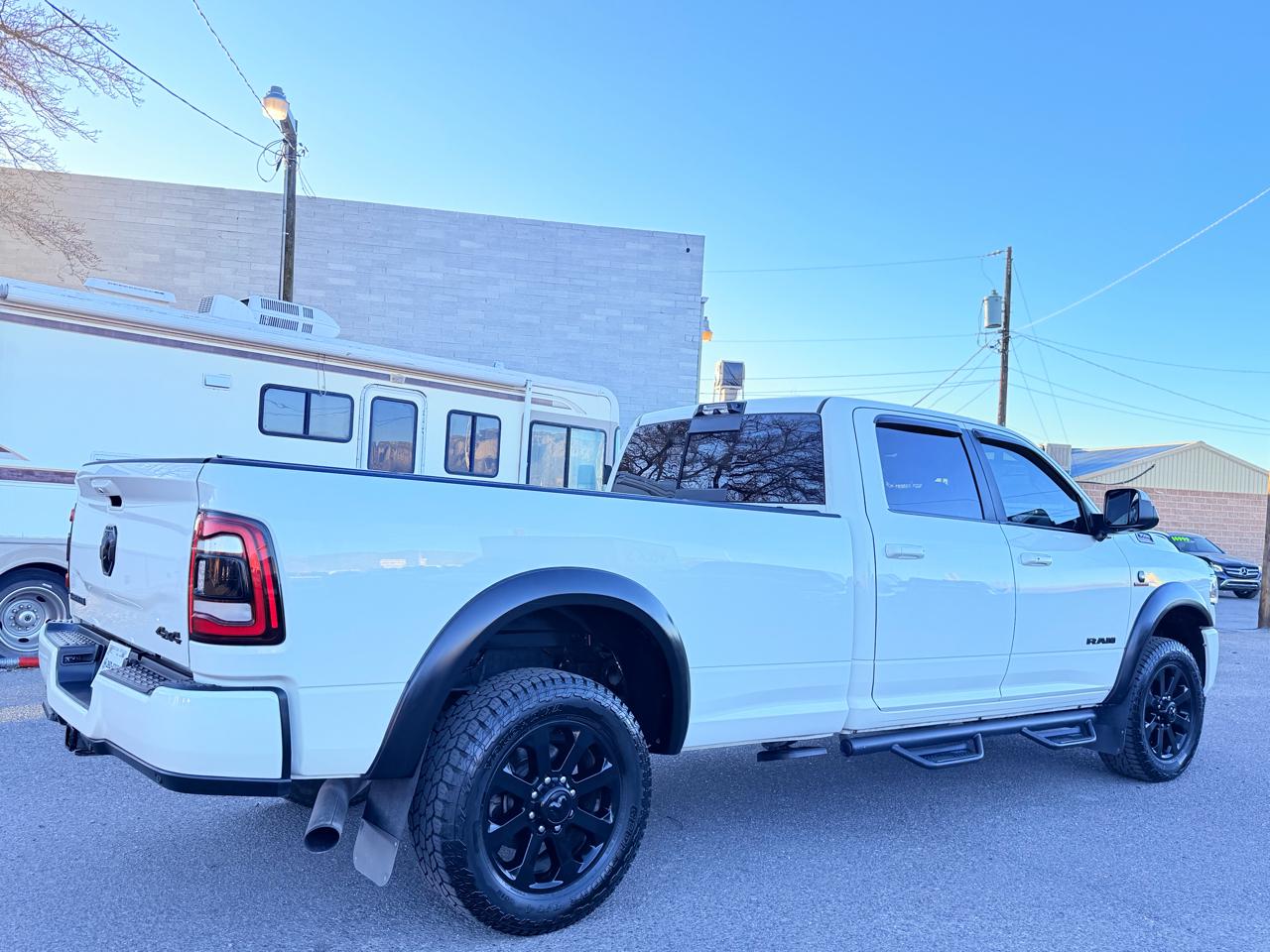 RAM 3500 Laramie Crew Cab LWB 4WD 2022