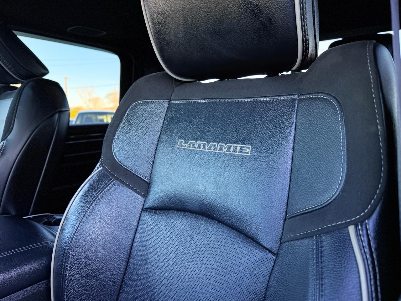 RAM 3500 Laramie Crew Cab LWB 4WD 2022