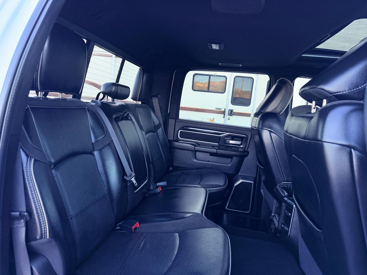 RAM 3500 Laramie Crew Cab LWB 4WD 2022