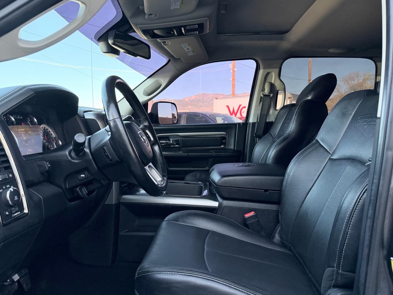 RAM 2500 Laramie Crew Cab SWB 4WD 2018