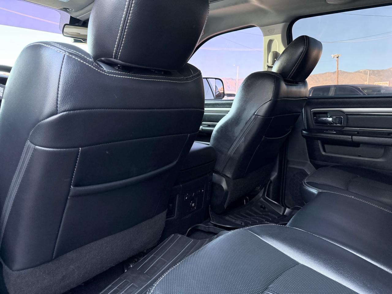 RAM 2500 Laramie Crew Cab SWB 4WD 2018