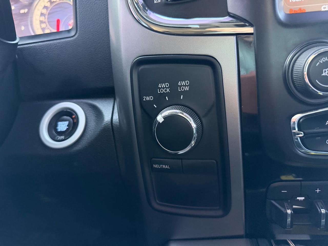 RAM 2500 Laramie Crew Cab SWB 4WD 2018