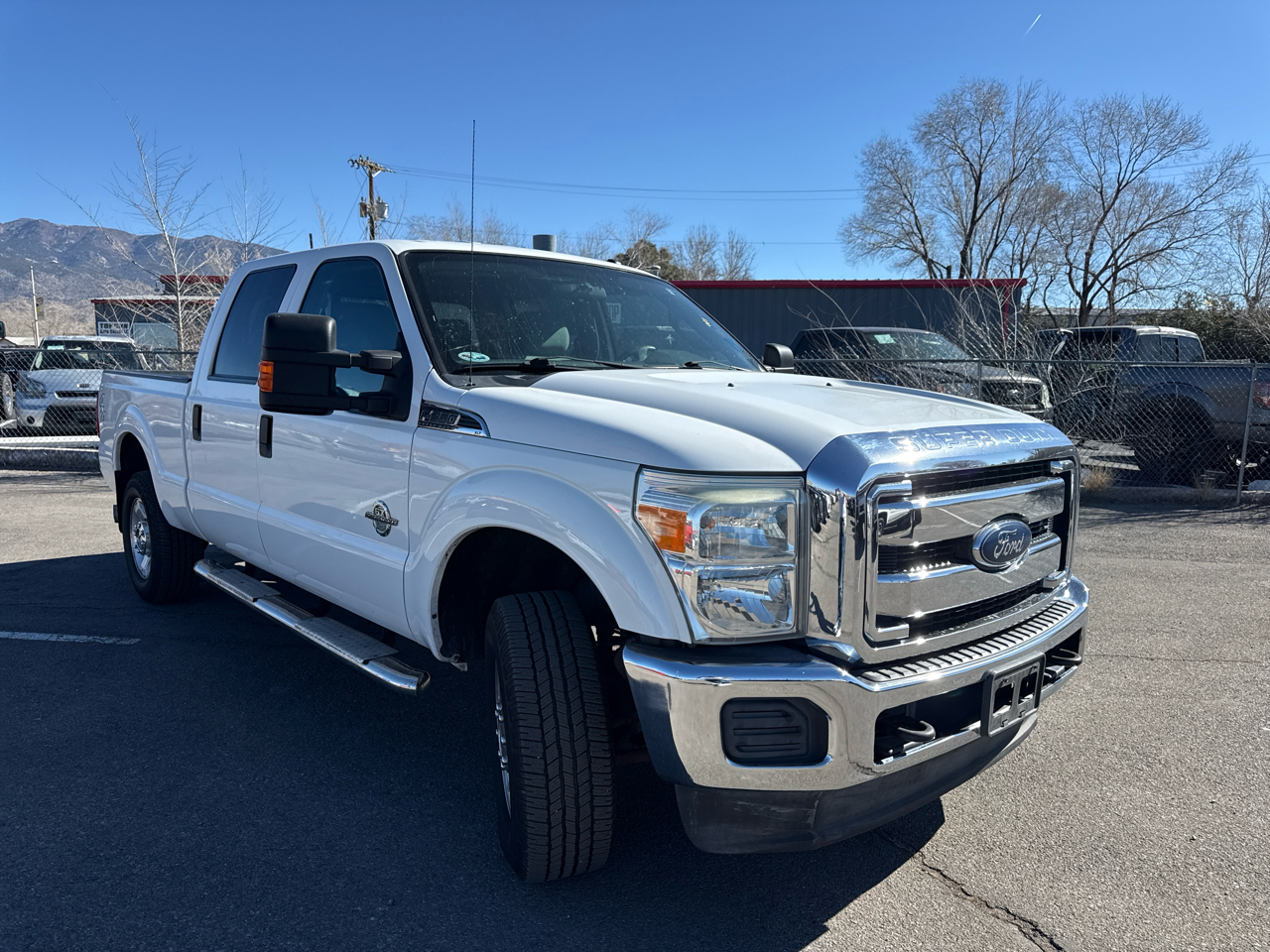 Ford F-250 SD XLT Crew Cab 4WD 2015