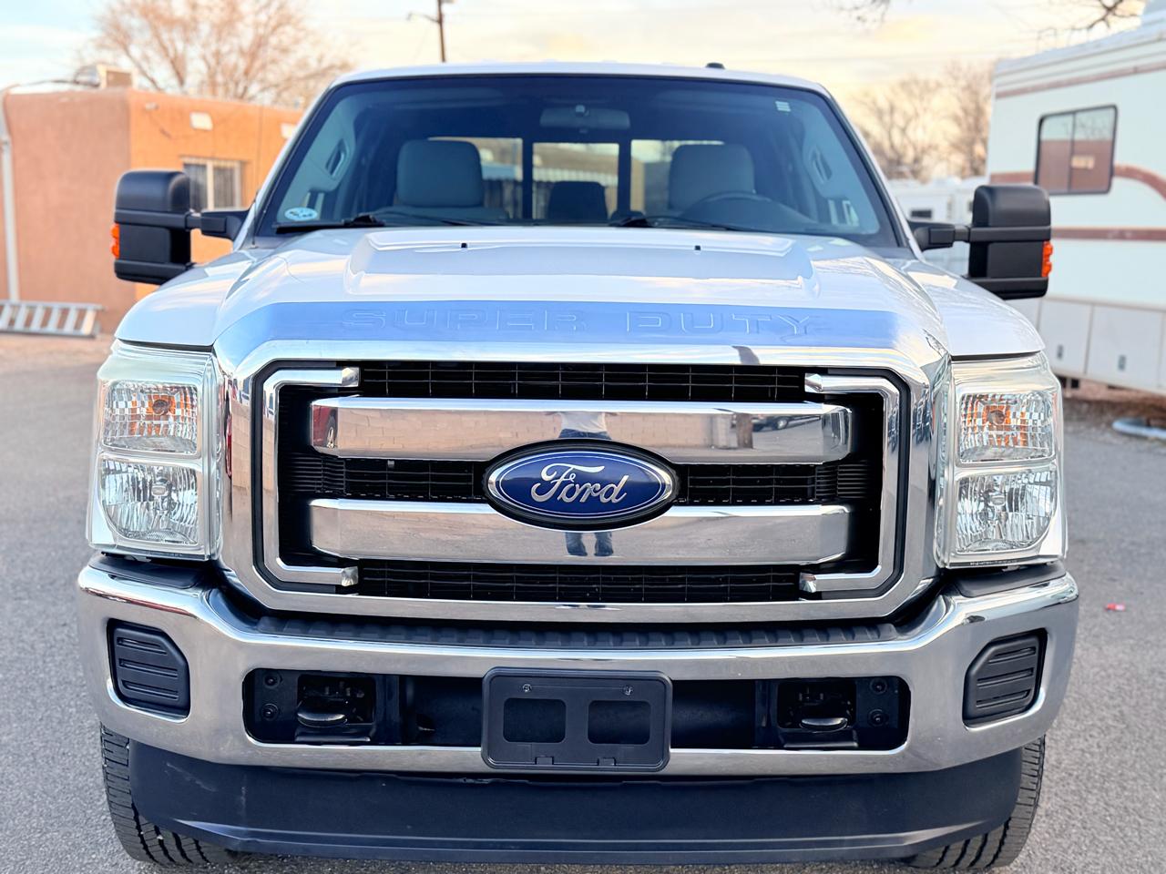 Ford F-250 SD XLT Crew Cab 4WD 2015