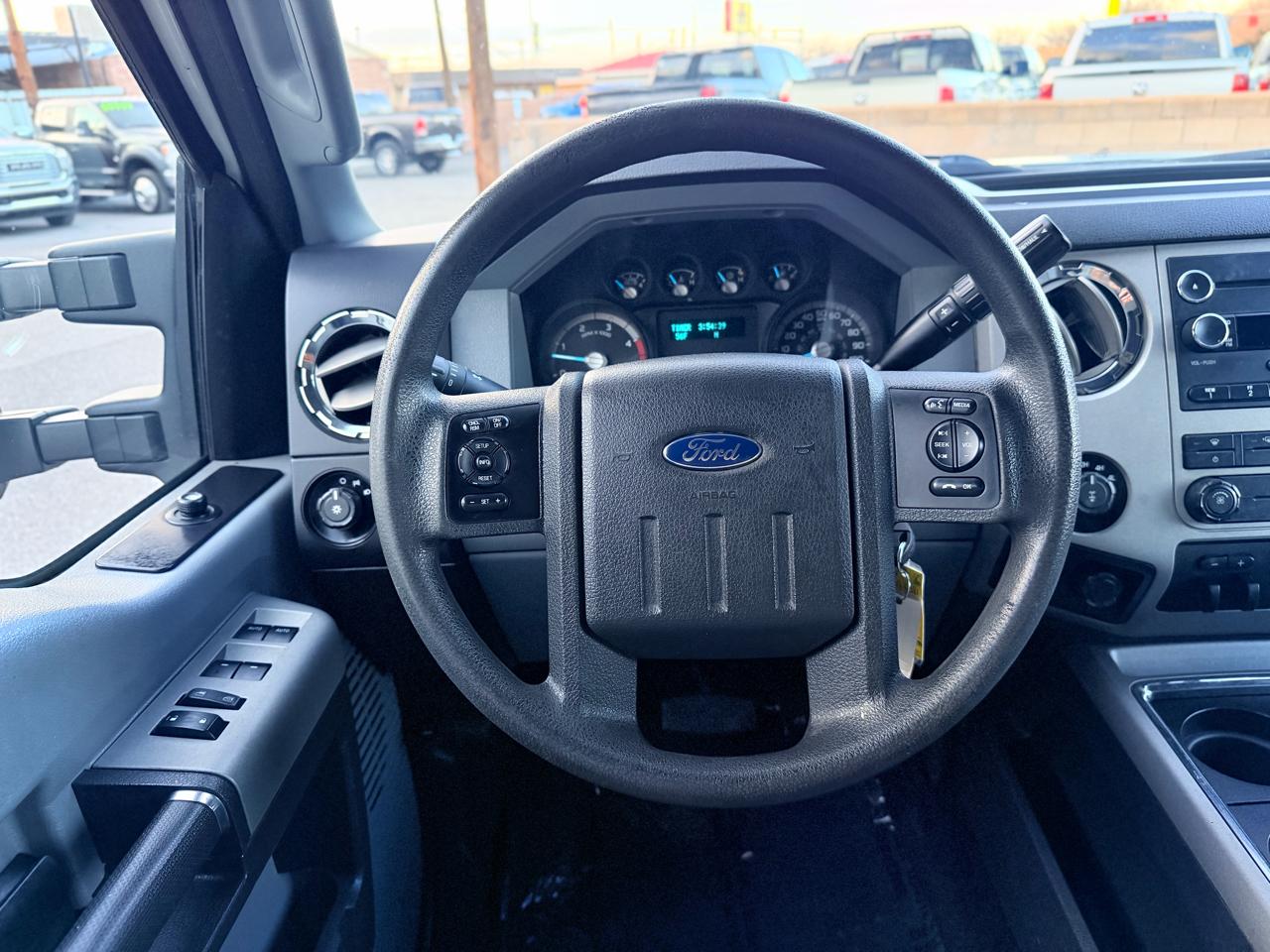 Ford F-250 SD XLT Crew Cab 4WD 2015