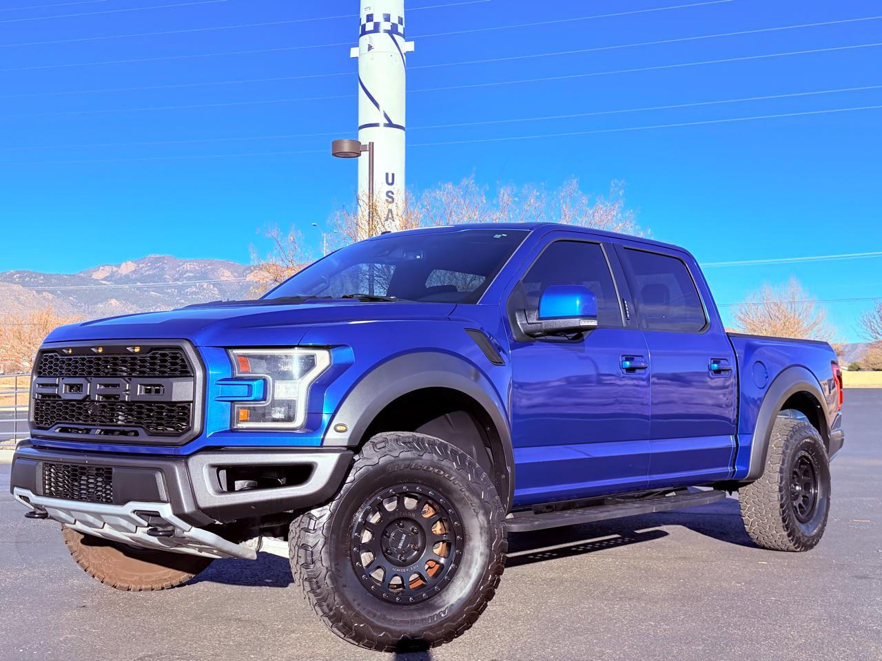 Ford F-150 Raptor SuperCrew 4WD 2017