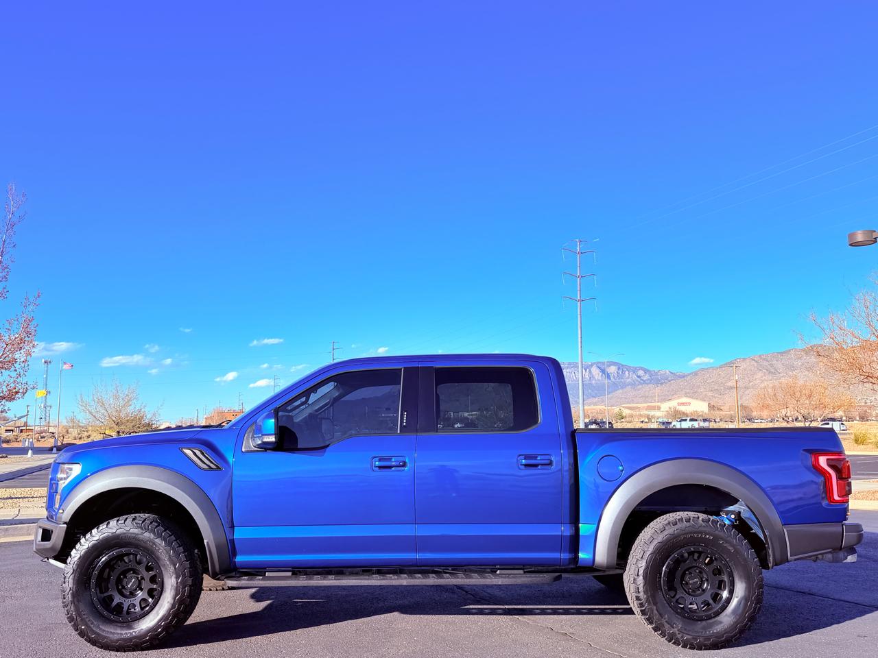 Ford F-150 Raptor SuperCrew 4WD 2017