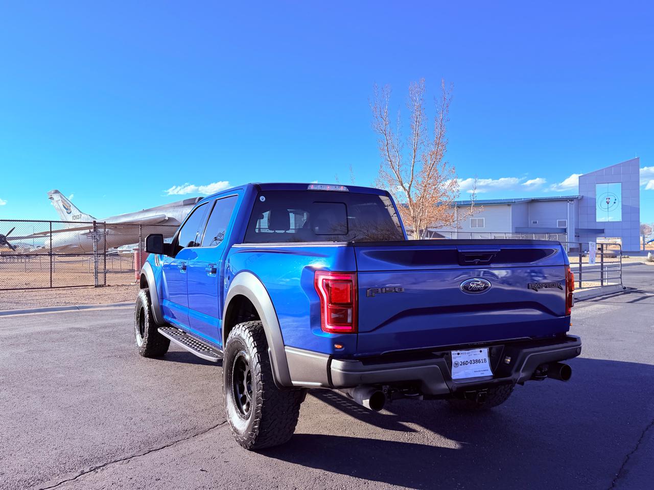 Ford F-150 Raptor SuperCrew 4WD 2017