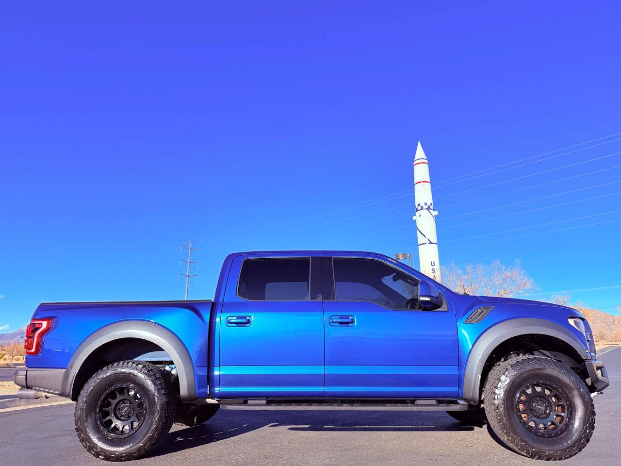 Ford F-150 Raptor SuperCrew 4WD 2017