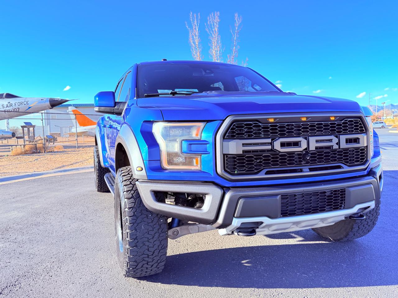 Ford F-150 Raptor SuperCrew 4WD 2017
