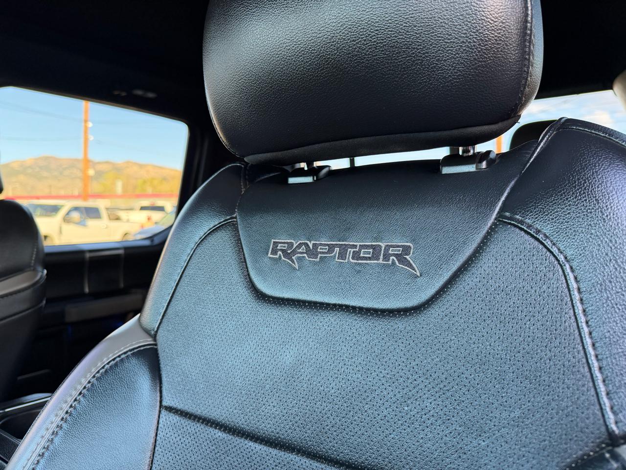 Ford F-150 Raptor SuperCrew 4WD 2017