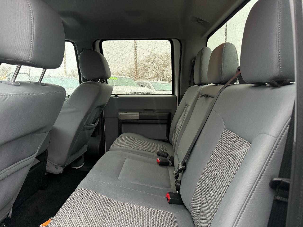 Ford F-350 SD XLT Crew Cab 4WD 2016