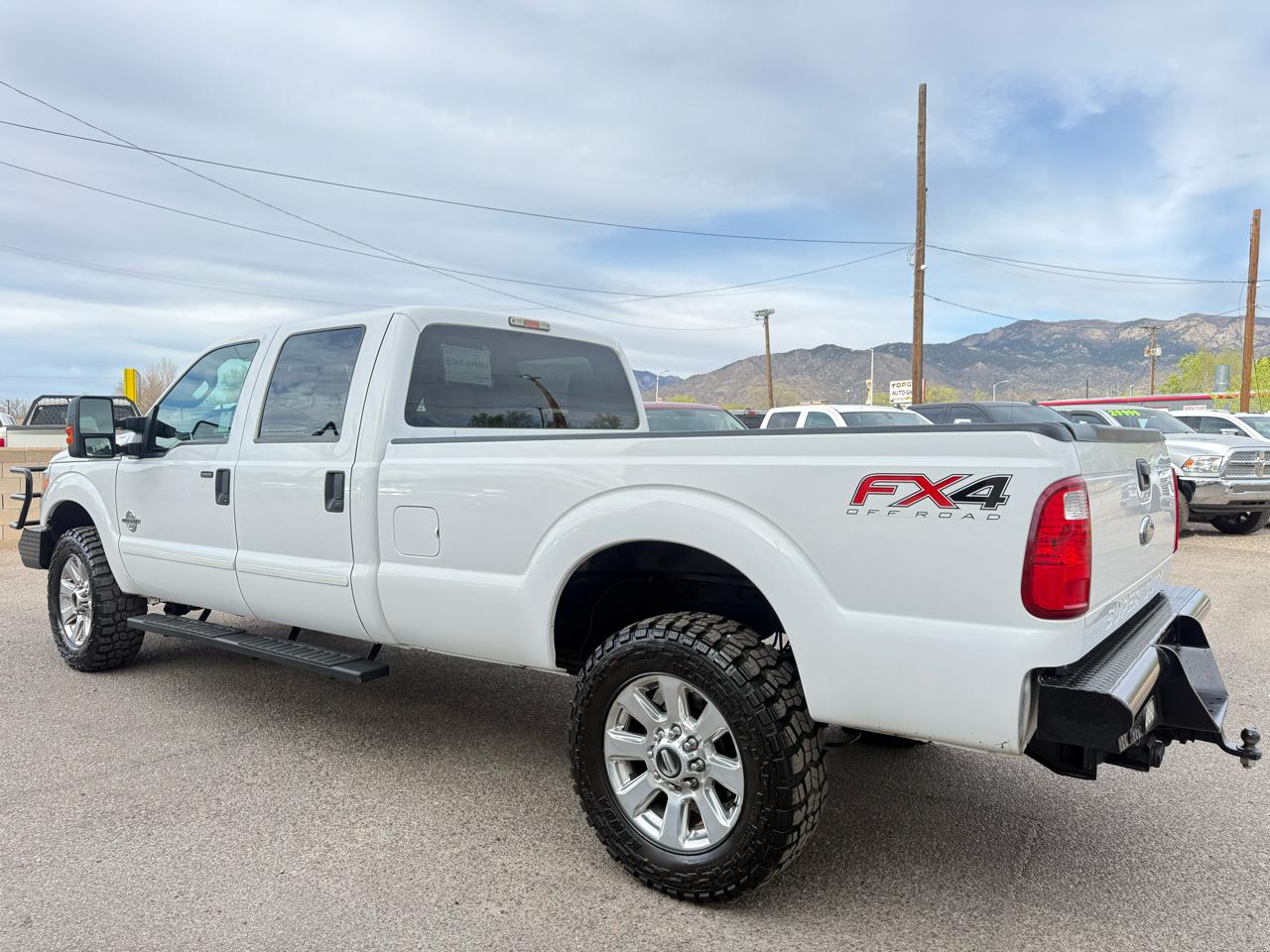 Ford F-350 SD XLT Crew Cab 4WD 2016