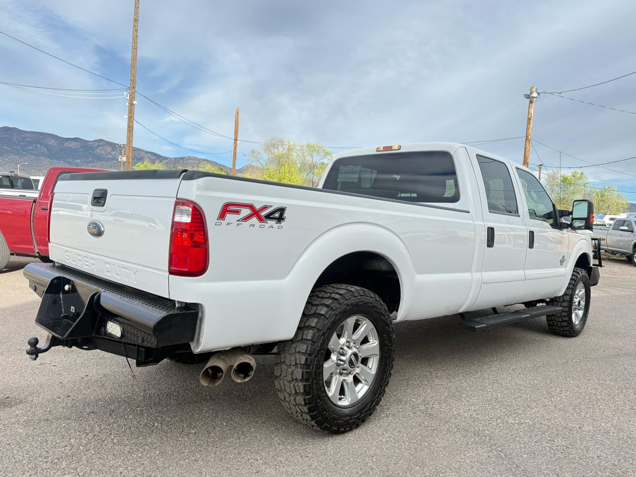 Ford F-350 SD XLT Crew Cab 4WD 2016