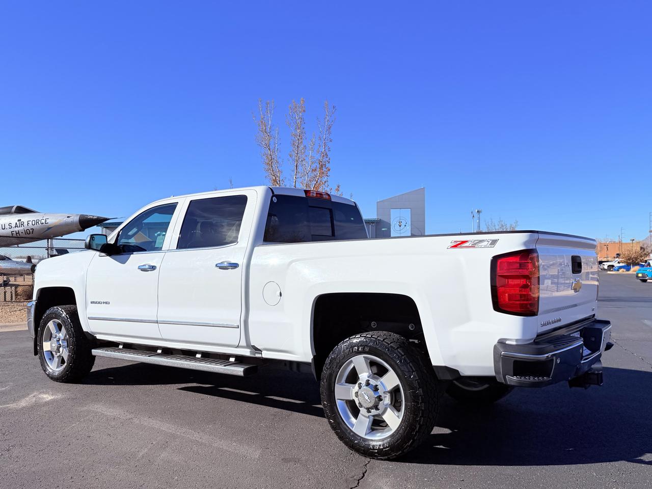 Chevrolet Silverado 2500HD LTZ Crew Cab 4WD 2016