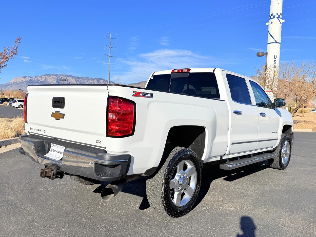 Chevrolet Silverado 2500HD LTZ Crew Cab 4WD 2016