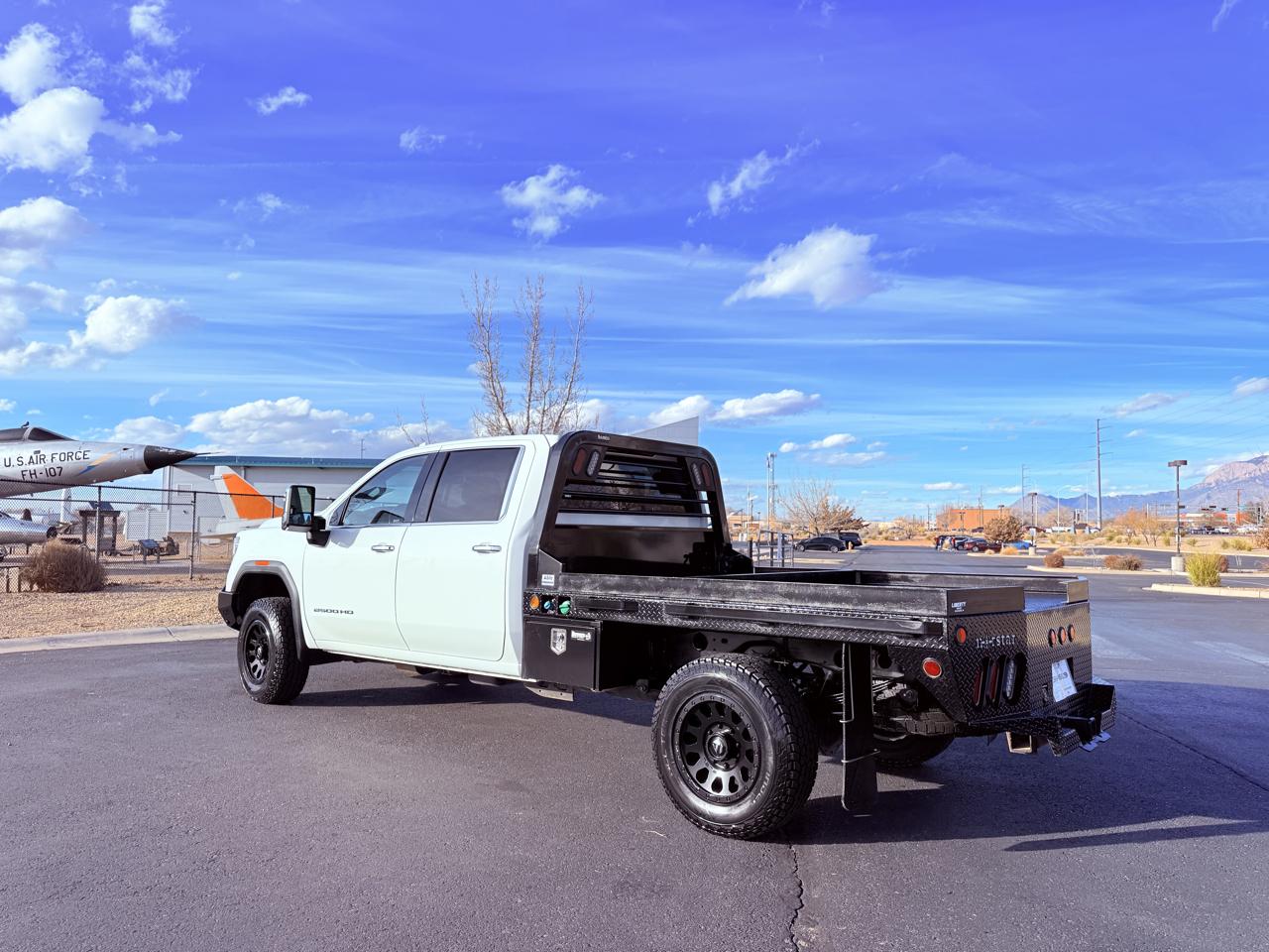 GMC Sierra 2500HD 4WD Crew Cab 159" SLE 2022