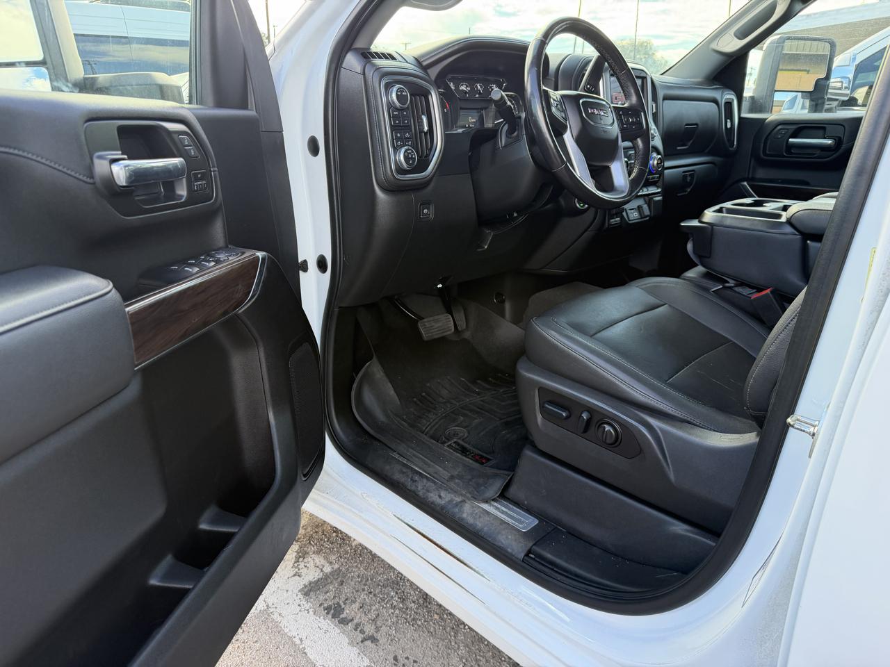 GMC Sierra 2500HD 4WD Crew Cab 159" SLE 2022