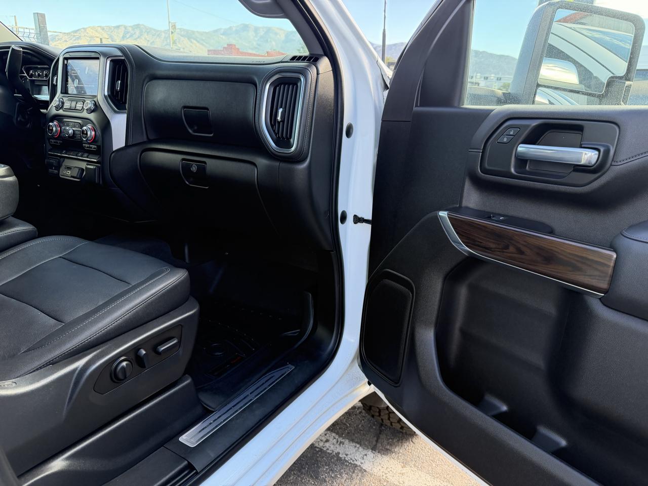 GMC Sierra 2500HD 4WD Crew Cab 159" SLE 2022