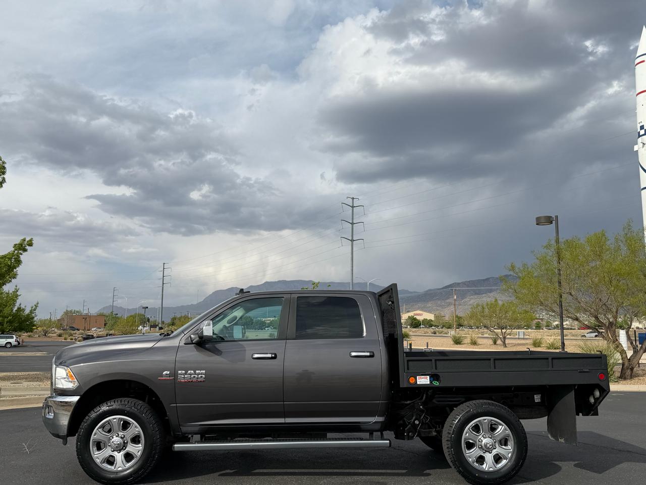 RAM 2500 SLT Crew Cab SWB 4WD 2015