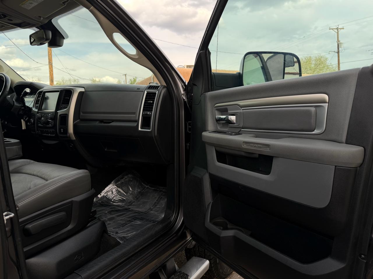 RAM 2500 SLT Crew Cab SWB 4WD 2015