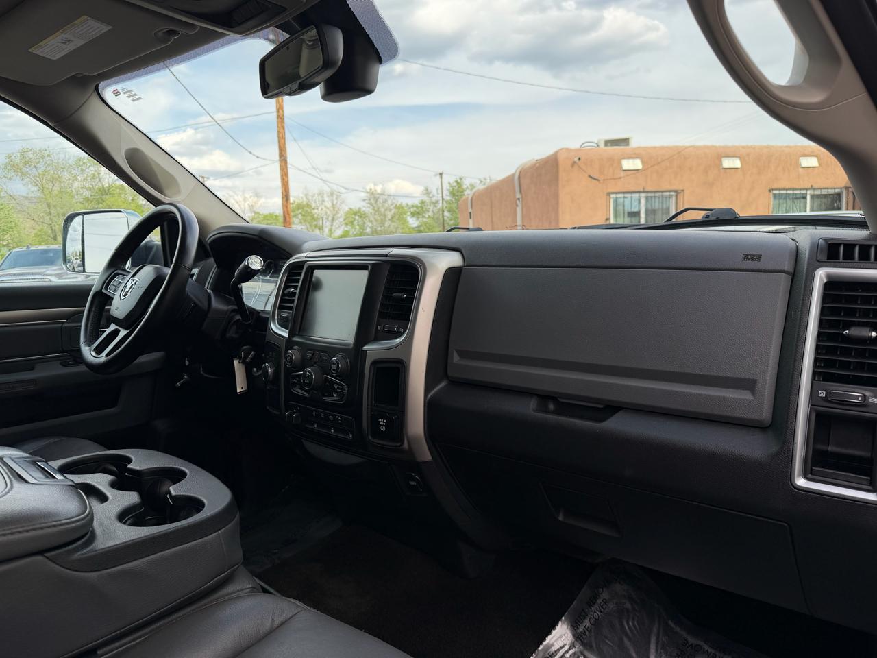 RAM 2500 SLT Crew Cab SWB 4WD 2015