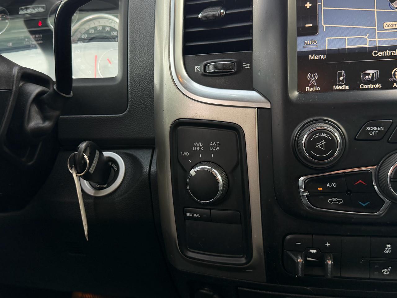 RAM 2500 SLT Crew Cab SWB 4WD 2015